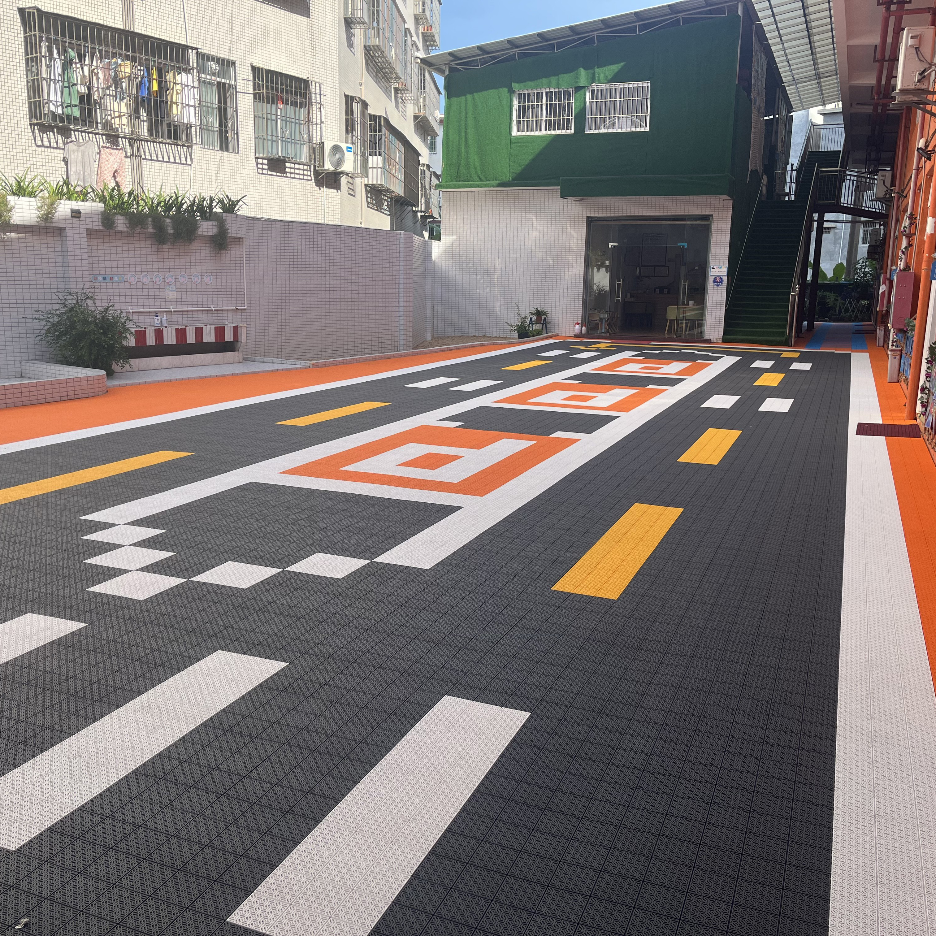 OEM Customized Indoor/Outdoor  – Outdoor Sport Court Tiles Bewertung und Preis
